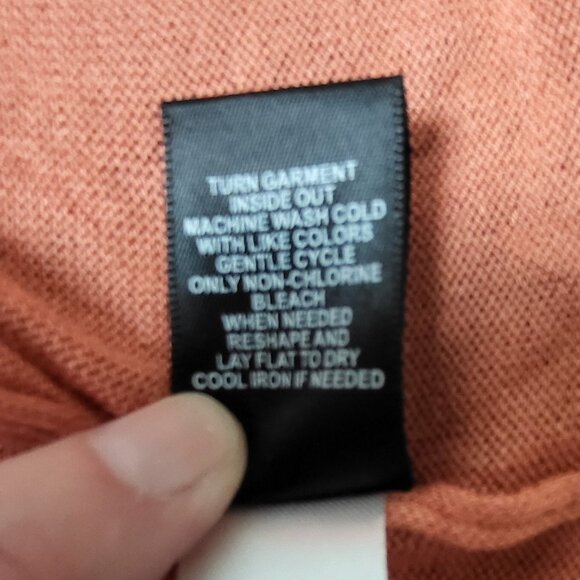 Torrid burnt orange long-sleeve lightweight sweater EUC size 2 or 2X - Picture 6 of 8